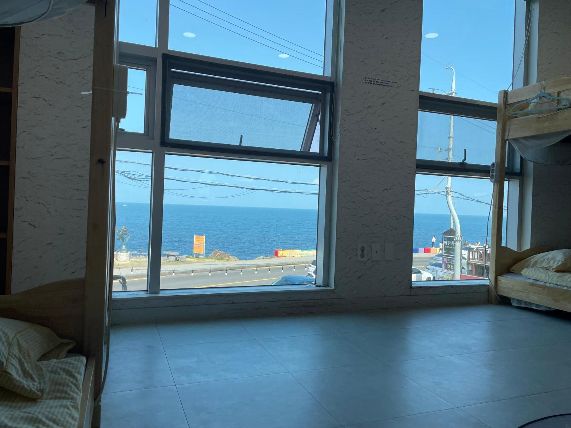 Jeju Airport Hostel Yesjun Eksteriør billede